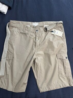 Alexander Julian Tan Cargo Shorts with Utility Pockets
